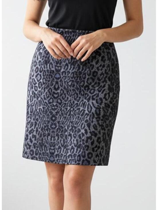 BCBGMaxAzria Dresses & Skirts - BCBGMAXAZRIA Metallic Animal Print A Line Skirt Black Blue Silver Size 0